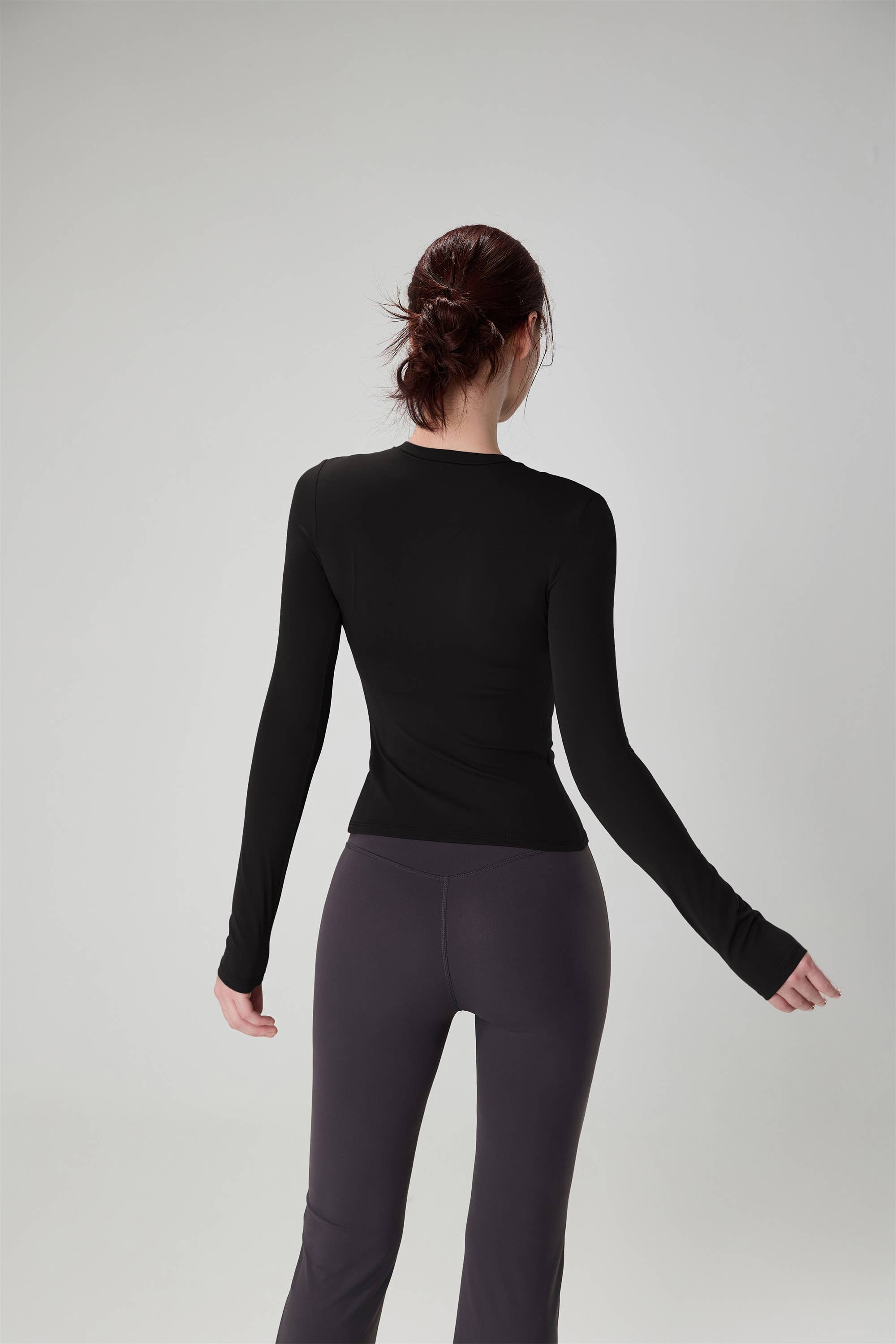 Penelope Long Sleeve Sculpting Active Top: Cold Brew / M