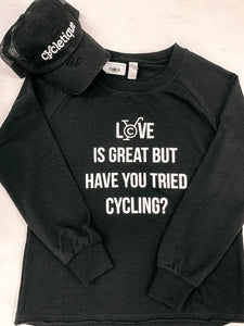 Cycling Over Love Pullover